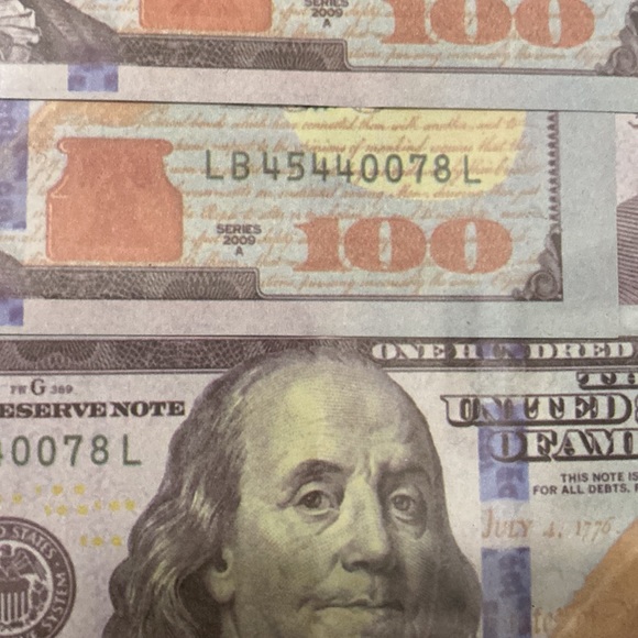 Benjamin - Picture 3 of 3